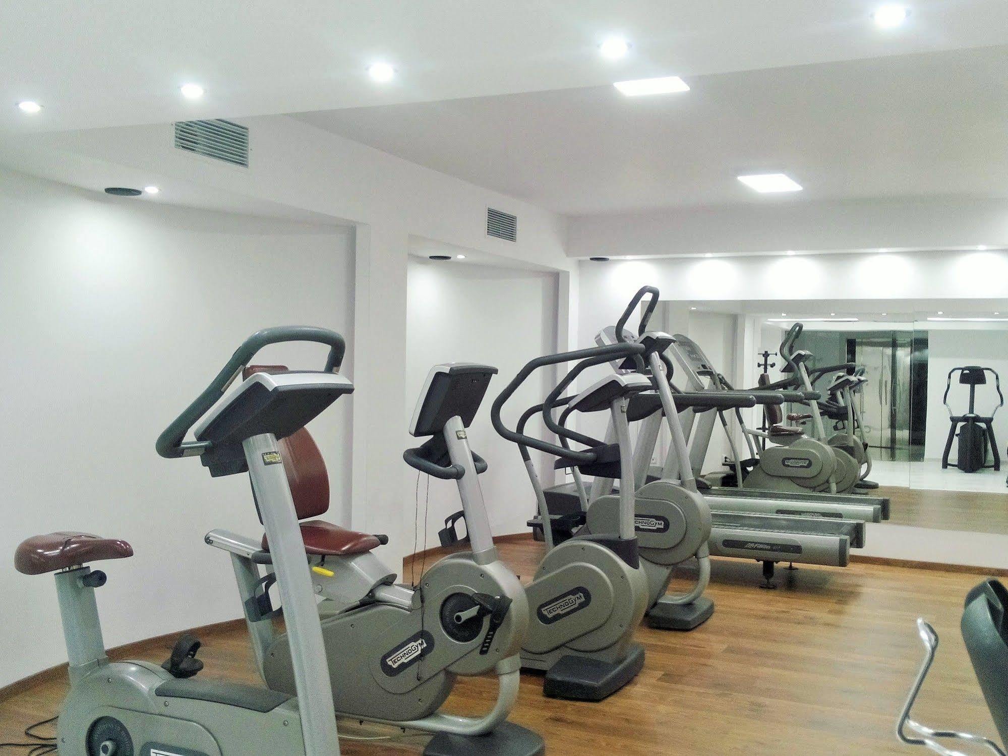 Hotel Oltenia Craiova Extérieur photo